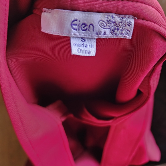 Eien Chic Burgundy Long Sleeve Dress with Statement Bow - Picture 5 of 6